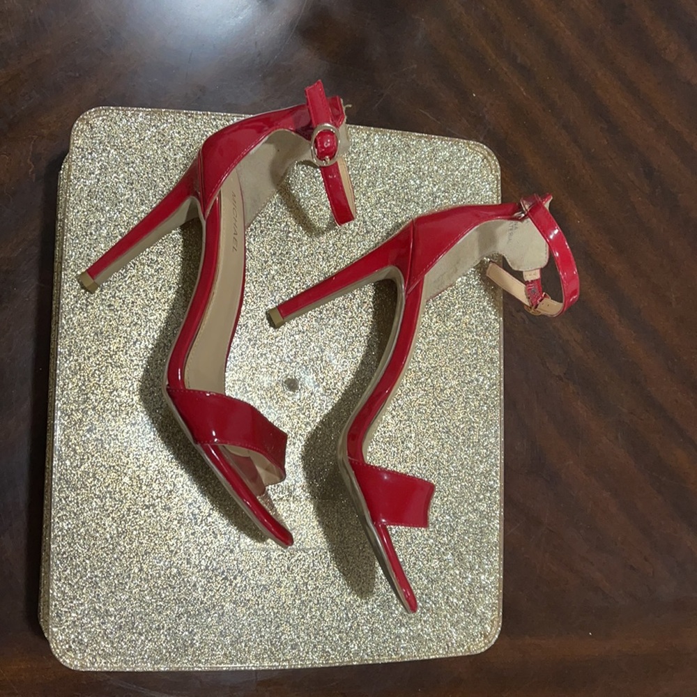 Red Michael Kors Samantha shoes size 7